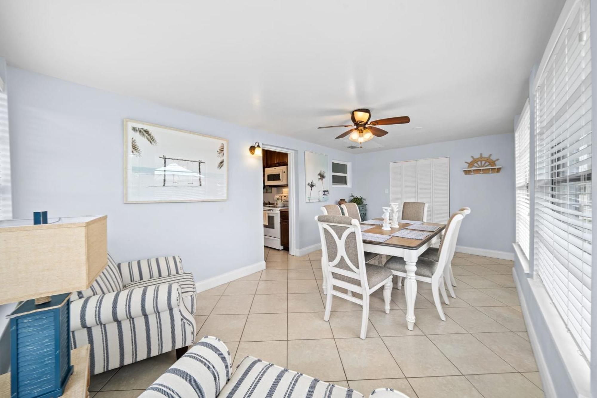 Downtown Cottage - Walk To The Beach & Restaurants Cocoa Beach Ngoại thất bức ảnh